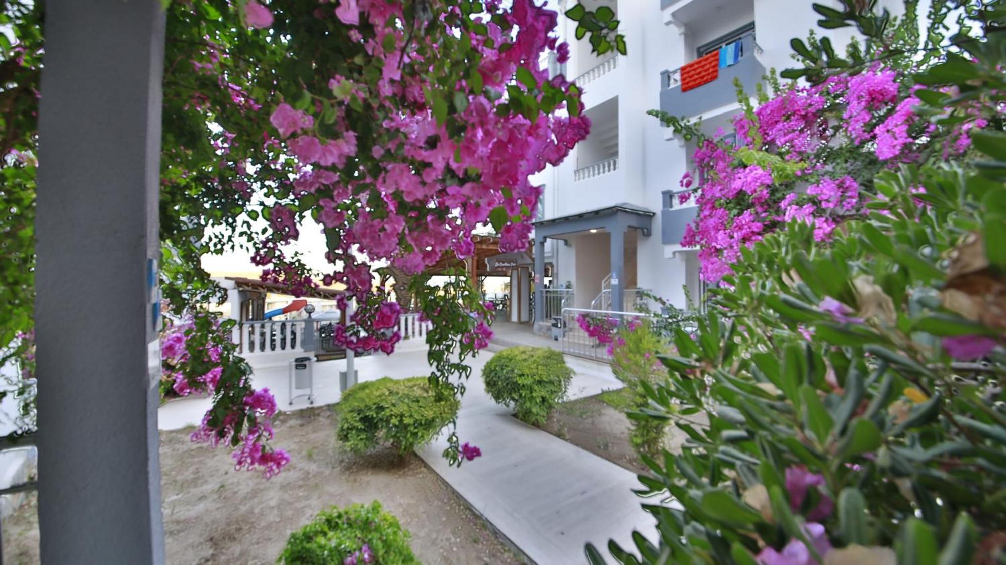 Smart Holiday Hotel Bodrum Bitez Eksteriør billede